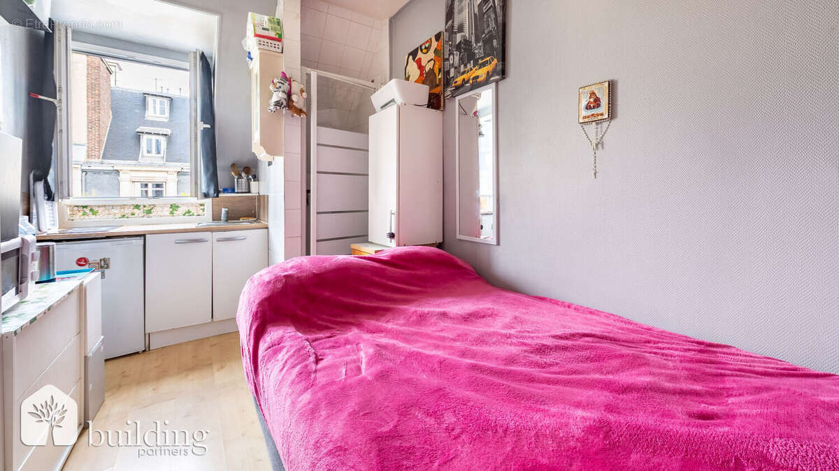 Appartement à PARIS-8E