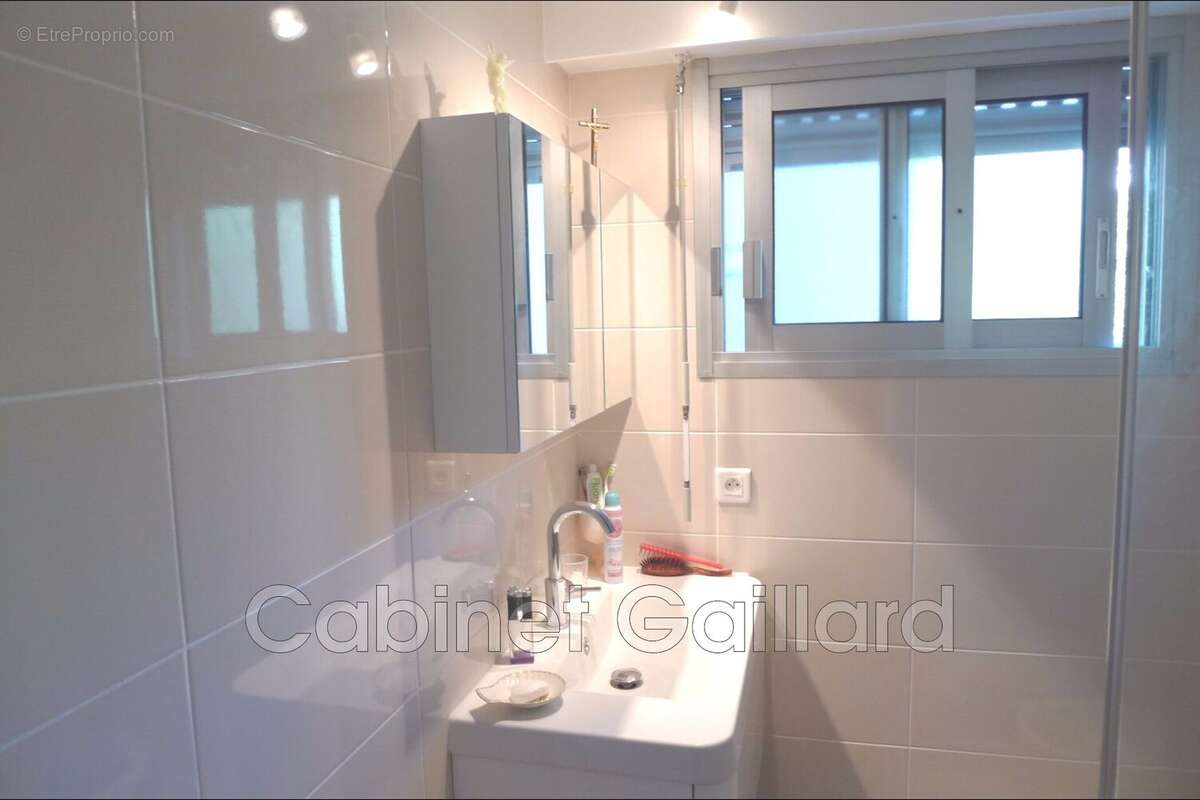 Appartement à PEYMEINADE