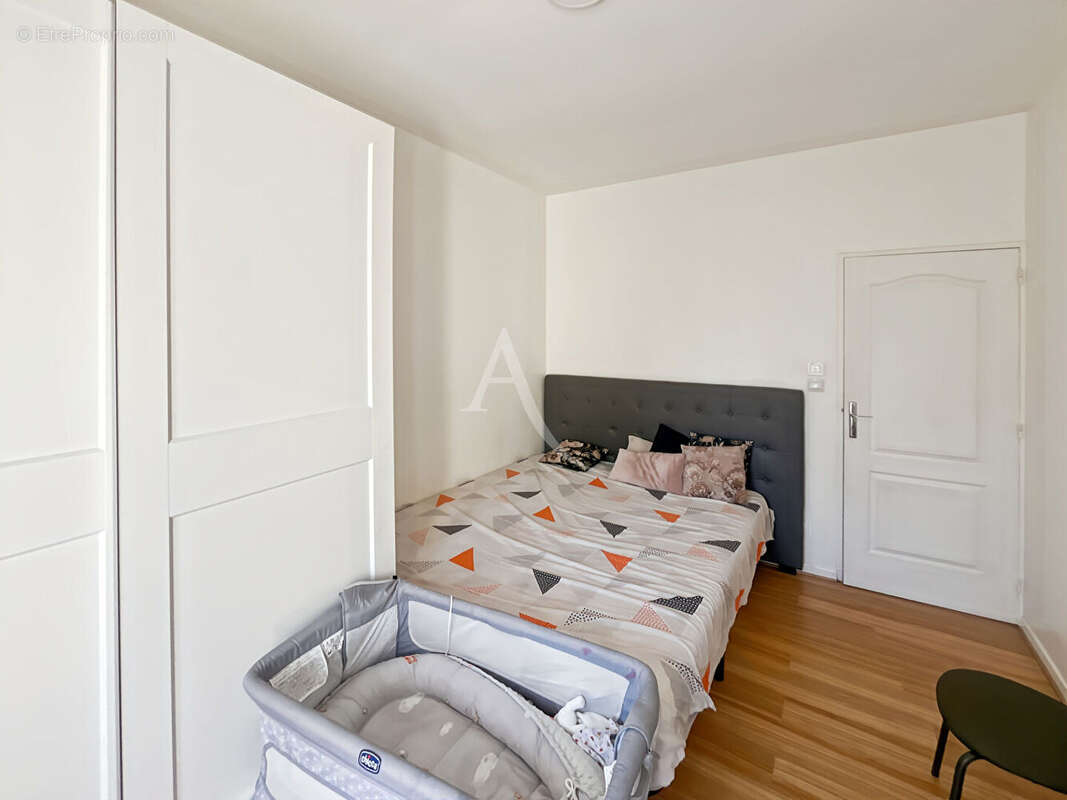 Maison à LES MUREAUX