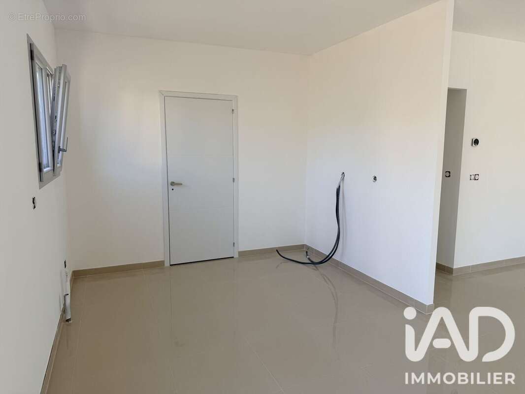 Maison 100 m² à Monthelon  - photo 5
