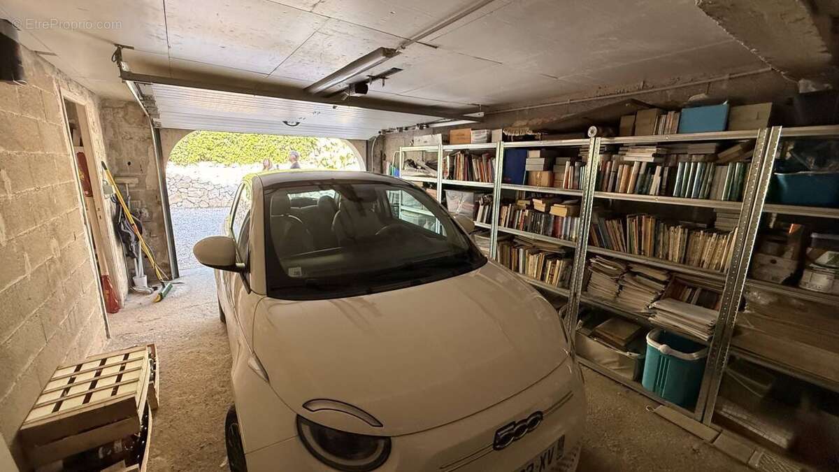 Maison à ROQUEFORT-LES-PINS