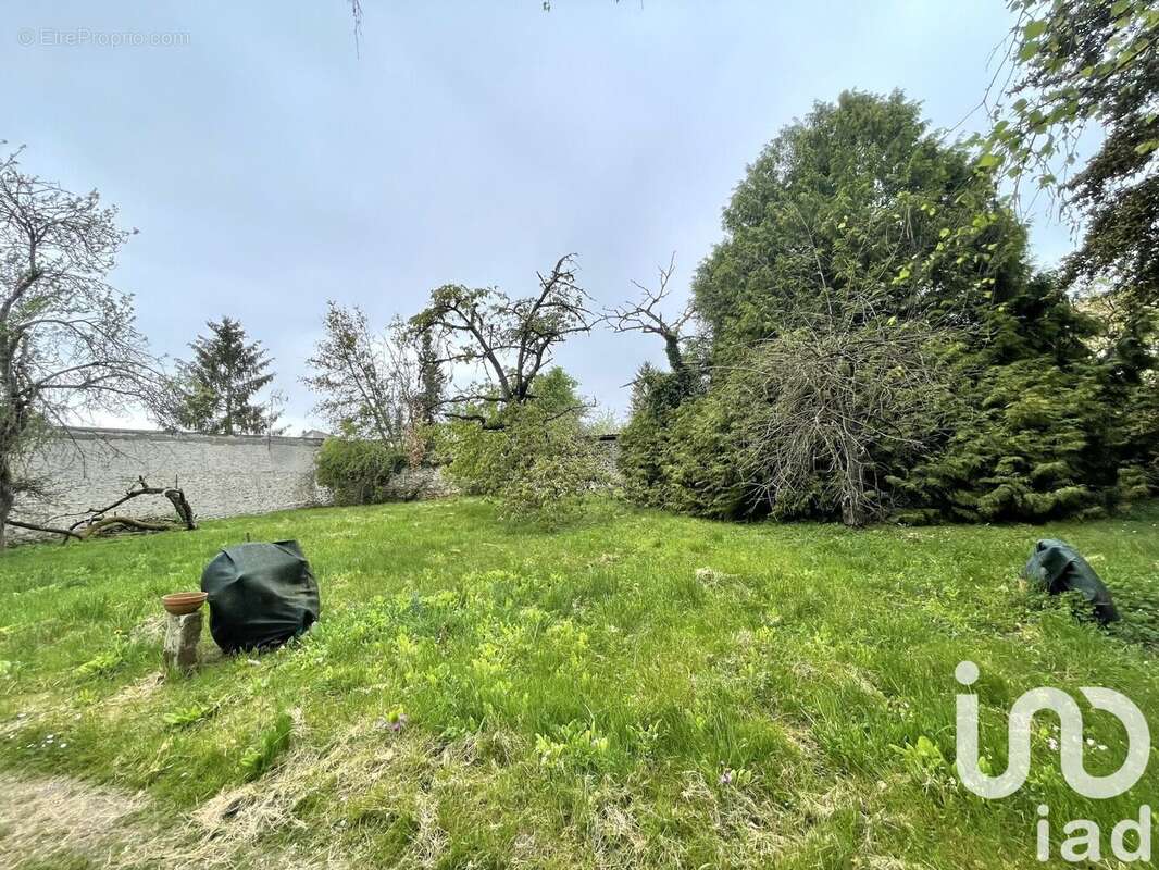 Photo 2 - Terrain à CORBEIL-ESSONNES