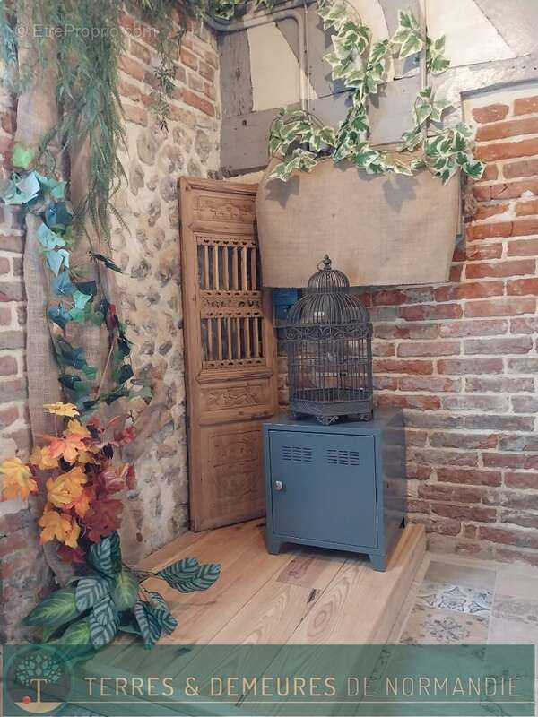 Maison à PONT-L'EVEQUE
