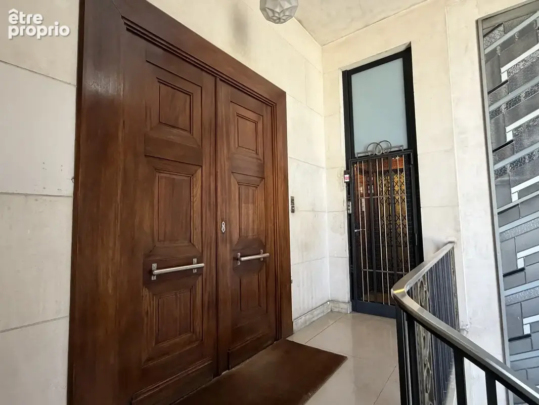 Jean-Jaurès - Appartement bourgeois de 266 m2   Immeuble Art Déco avec ascenseur, 5 chambres, balcons et garag - photo 20