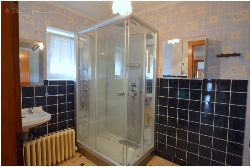 Maison à REZONVILLE