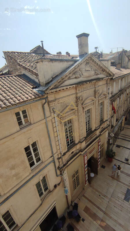 Appt de standing de 180 m2 dans l'ancien au dernier étage avec vue sur les toits à 550m du Palais des Papes - photo 23
