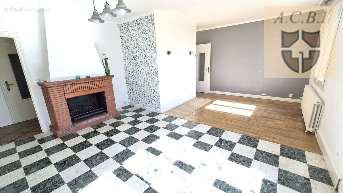 Pavillon sur sous-sol   secteur meslay   calme et impasse - photo 5