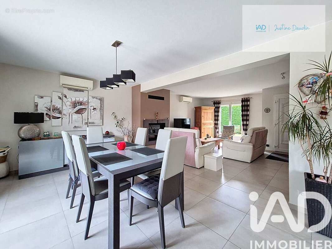 Photo 4 - Maison à SAINT-FARGEAU-PONTHIERRY