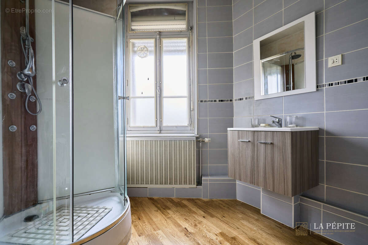 Maison à NEUVILLE-SAINT-REMY