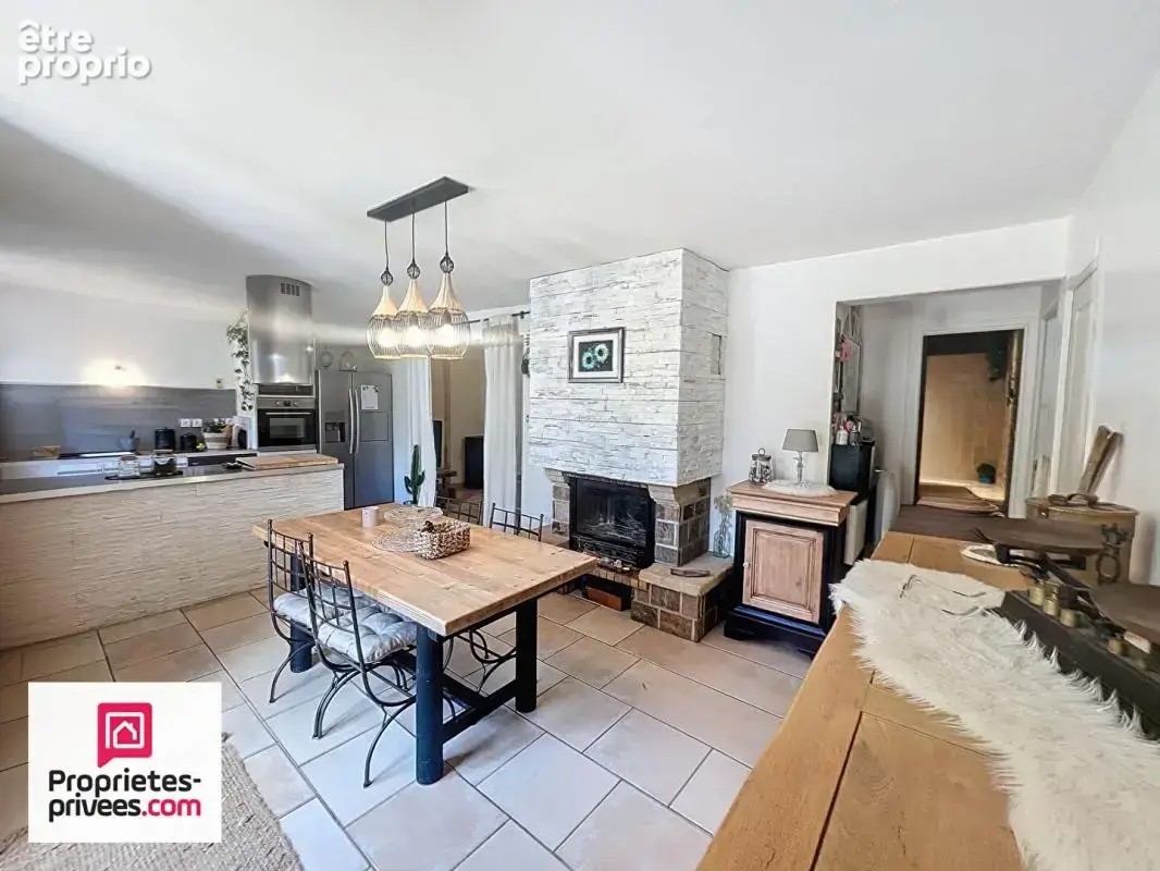 Rians villa T 3/4  sur 2512 m²  en campagne sans voisins - photo 3