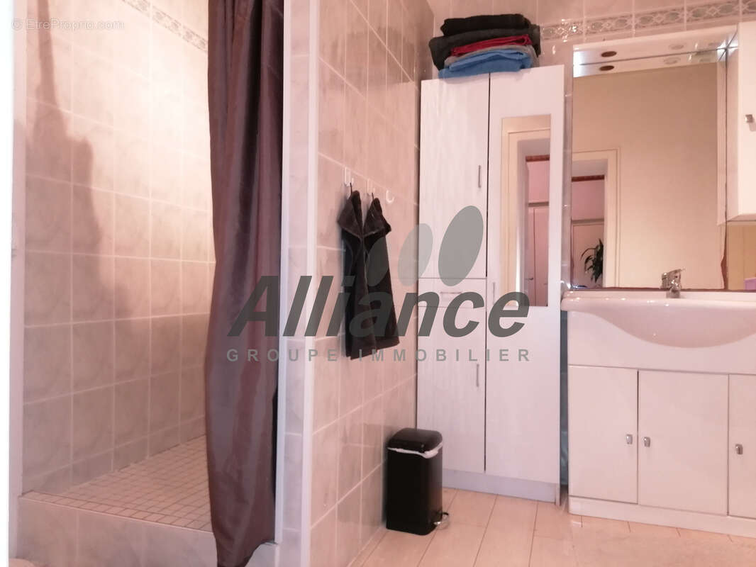 Appartement à LUXEUIL-LES-BAINS