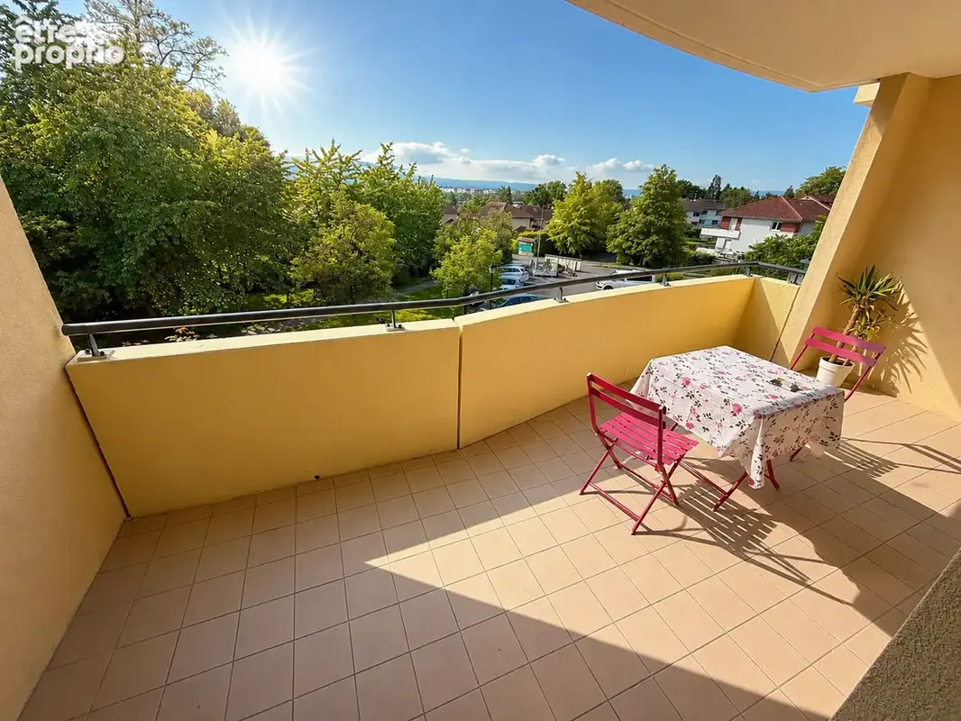 Appartement à PREVESSIN-MOENS