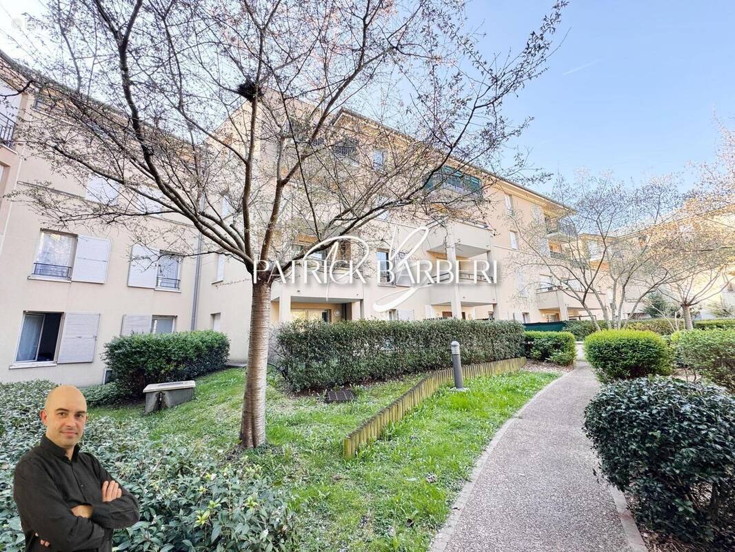 Photo 1 - Appartement à OSNY