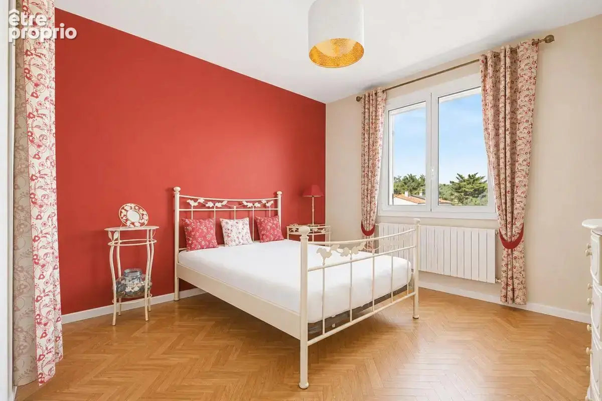 Maison de 9 pièces de 246 m² à Velaux - photo 10