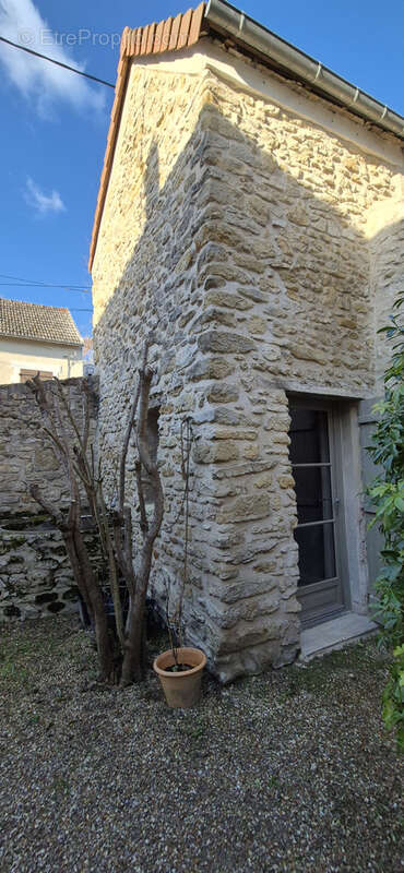 Coup de coeur Maison édifiée sur deux belles caves voutées - photo 21