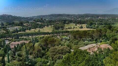 Maison à MOUGINS