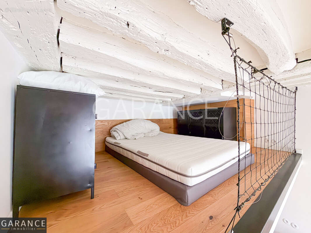 Appartement à PARIS-6E