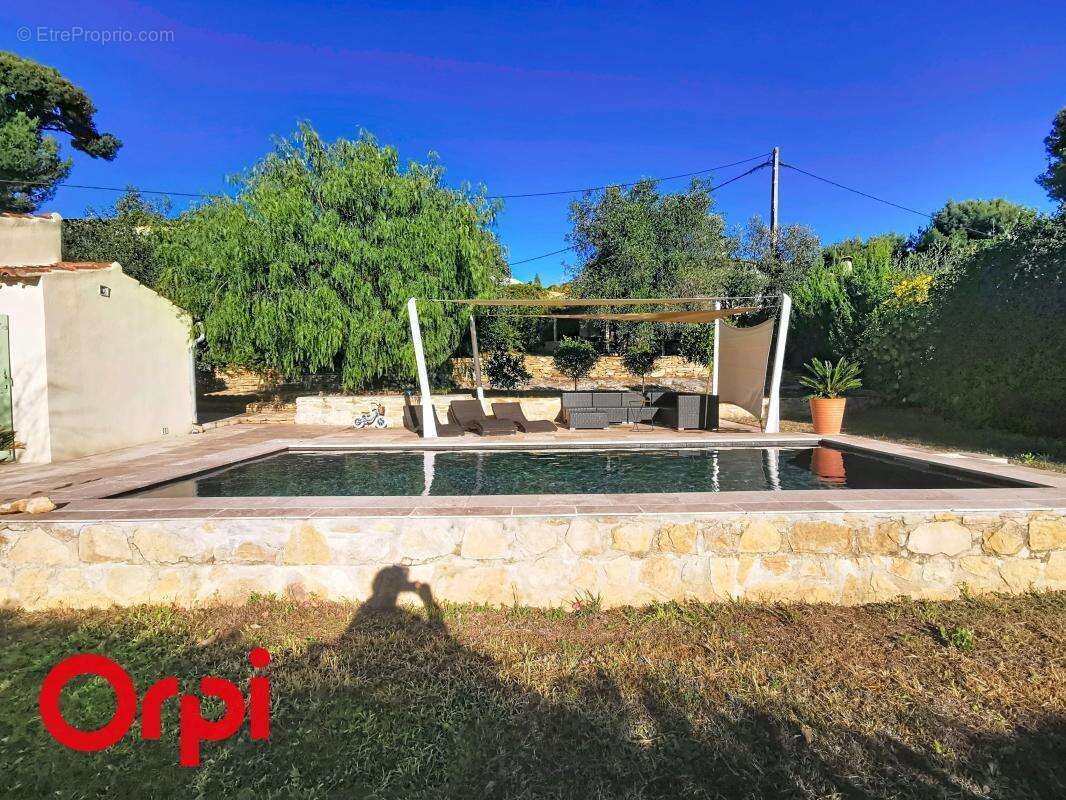 Maison à LA CADIERE-D&#039;AZUR