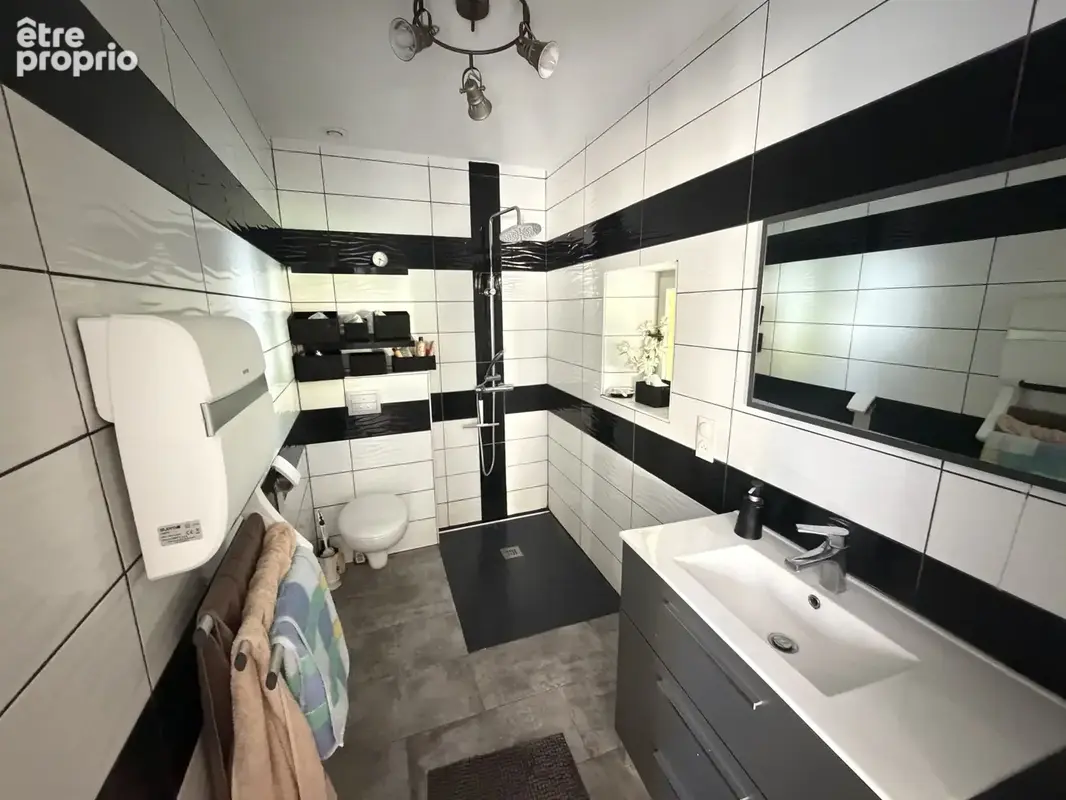 Propriété de charme en pierre avec dépendances, studio indépendant - photo 11
