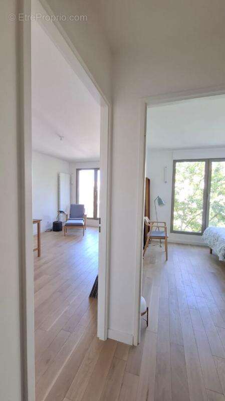 Appartement à PARIS-20E