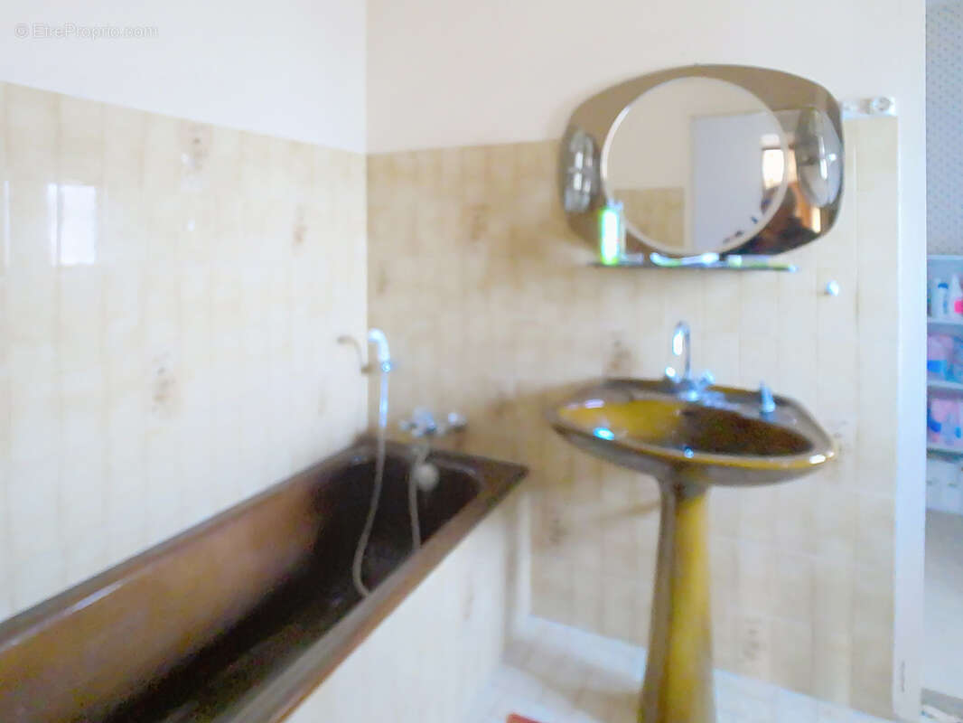 Maison à DAMPIERRE-LES-BOIS