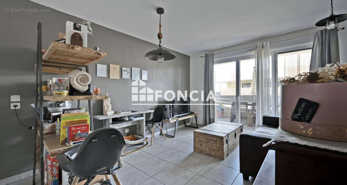 Appartement à JUVIGNAC