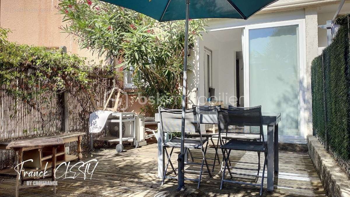 Appartement à SAINT-RAPHAEL