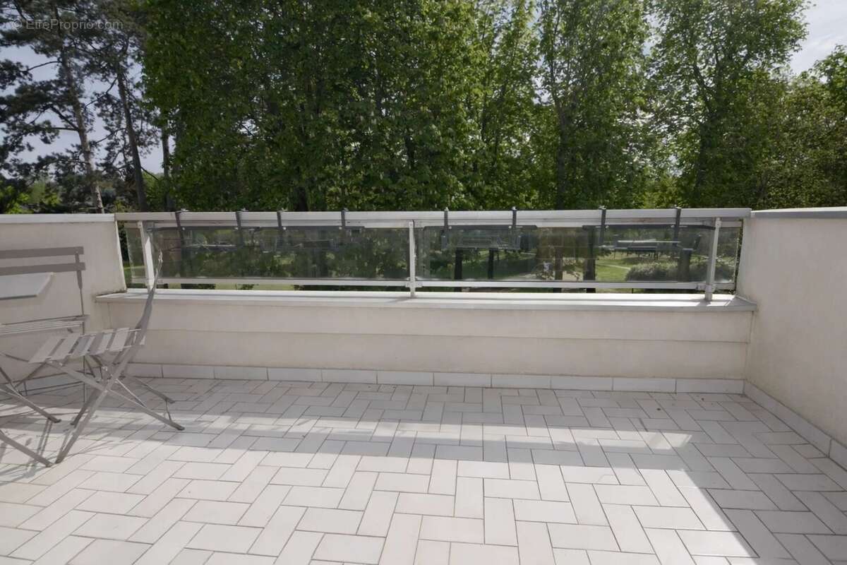Appartement à CROISSY-SUR-SEINE