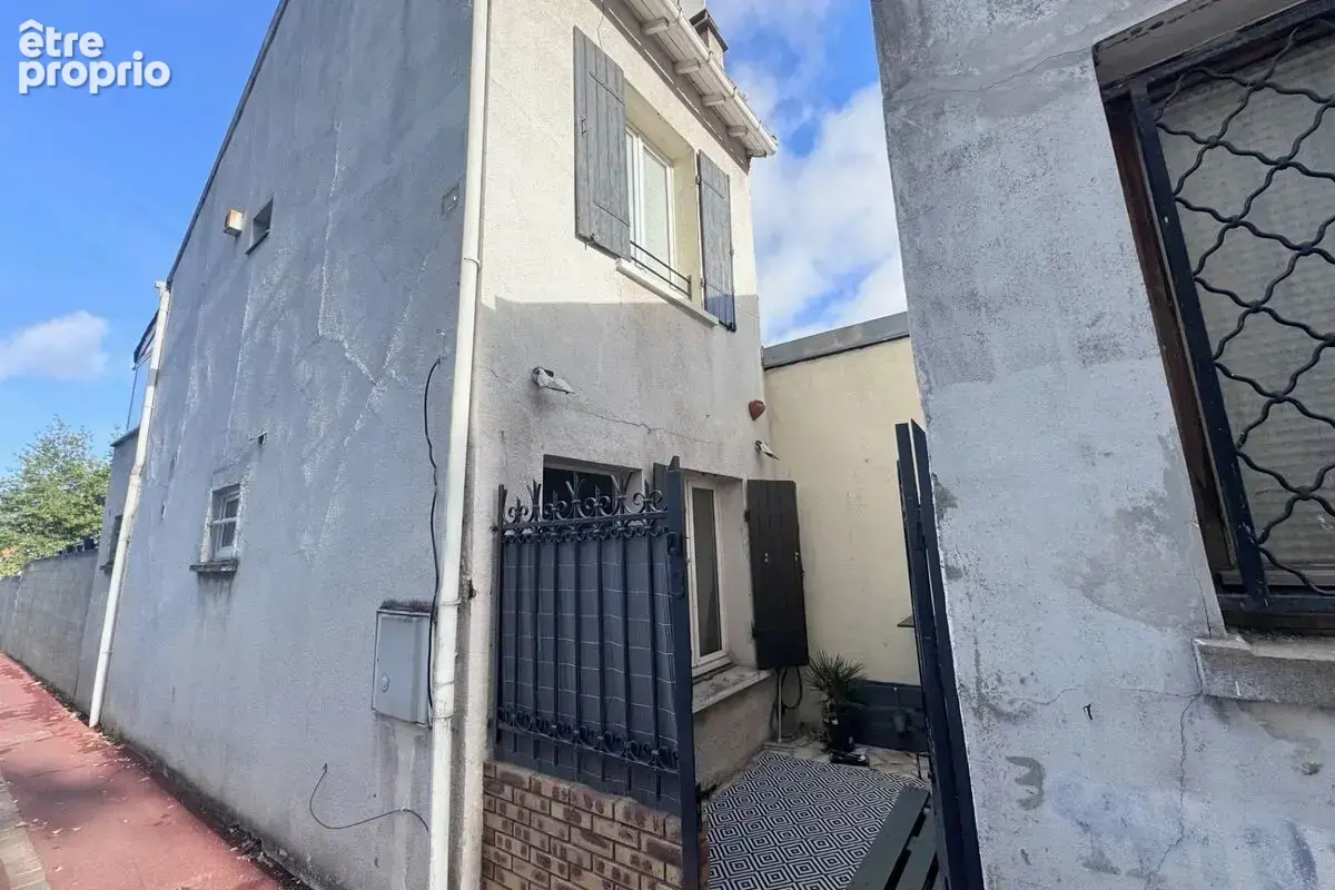 Photo Maison à Rueil-Malmaison au prix de 299 000€