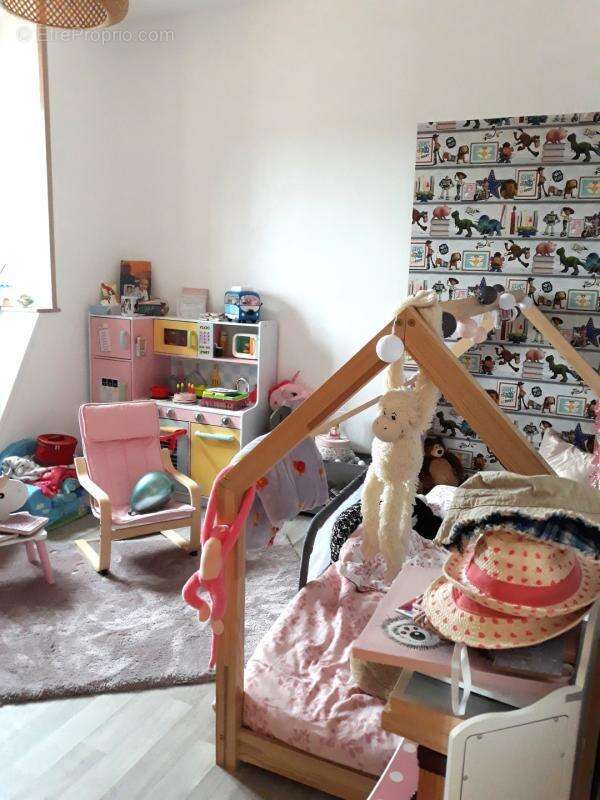 Maison de ville de 5 chambres/Dépendances et pâtures sur 30314 m2 - photo 20