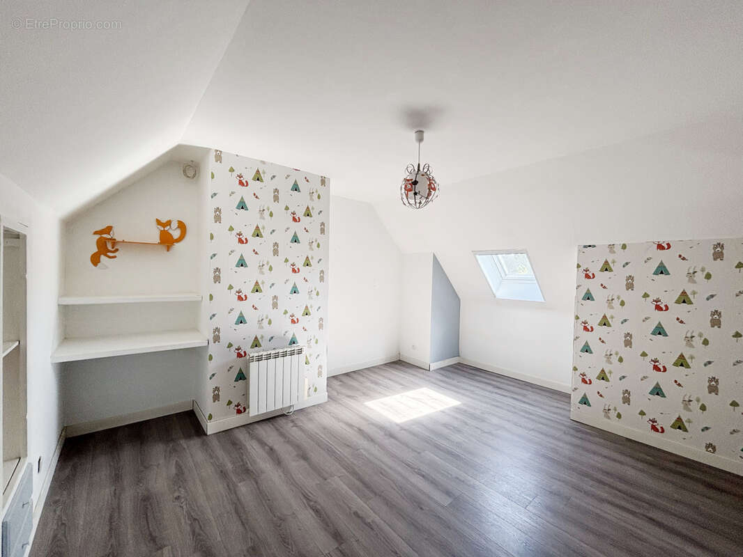 Maison à SAINTE-GENEVIEVE