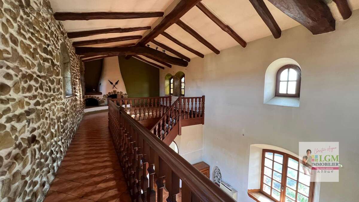 Maison à MASSANES