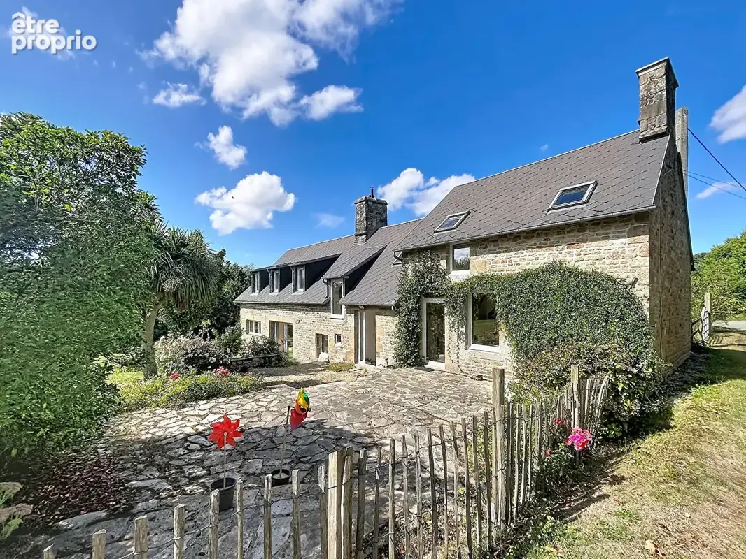 Maison à LA CHAPELLE-CECELIN