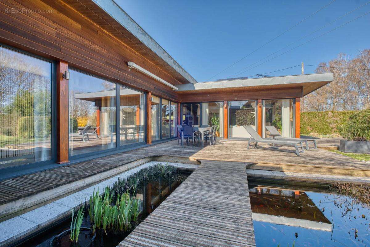 Maison à VINCEY