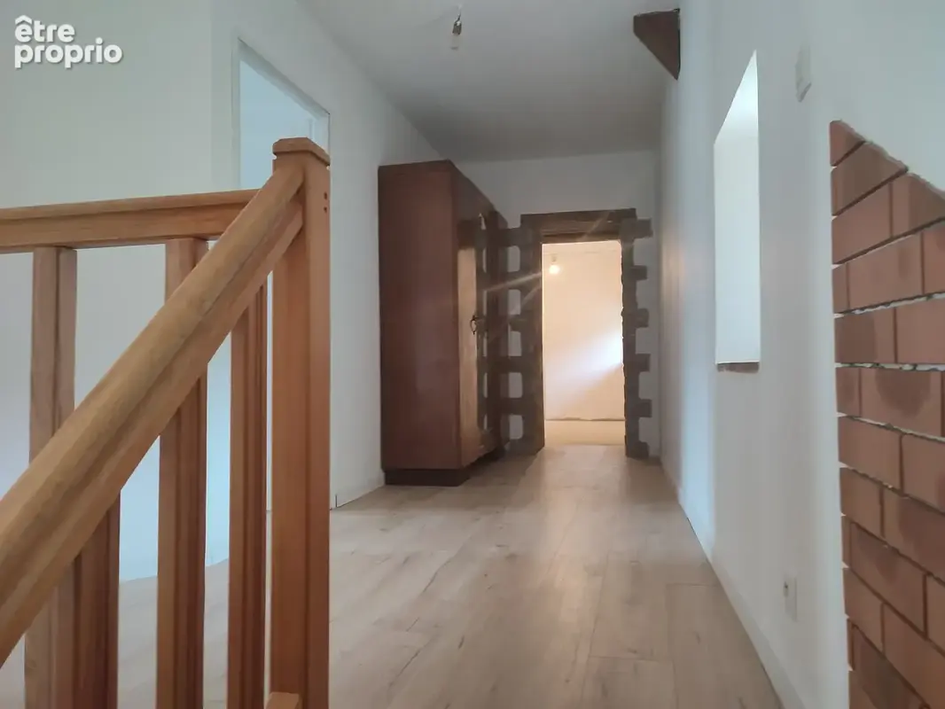 À vendre   maison de caractère avec nombreuses dépendances et terrain arboré à yvignac-la-tour - photo 6