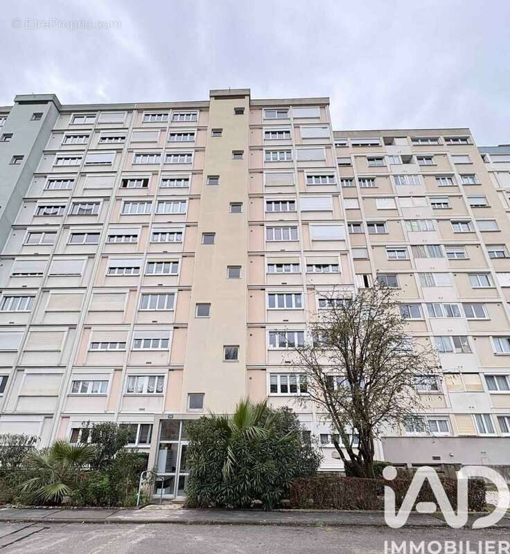 Photo 9 - Appartement à CHALON-SUR-SAONE