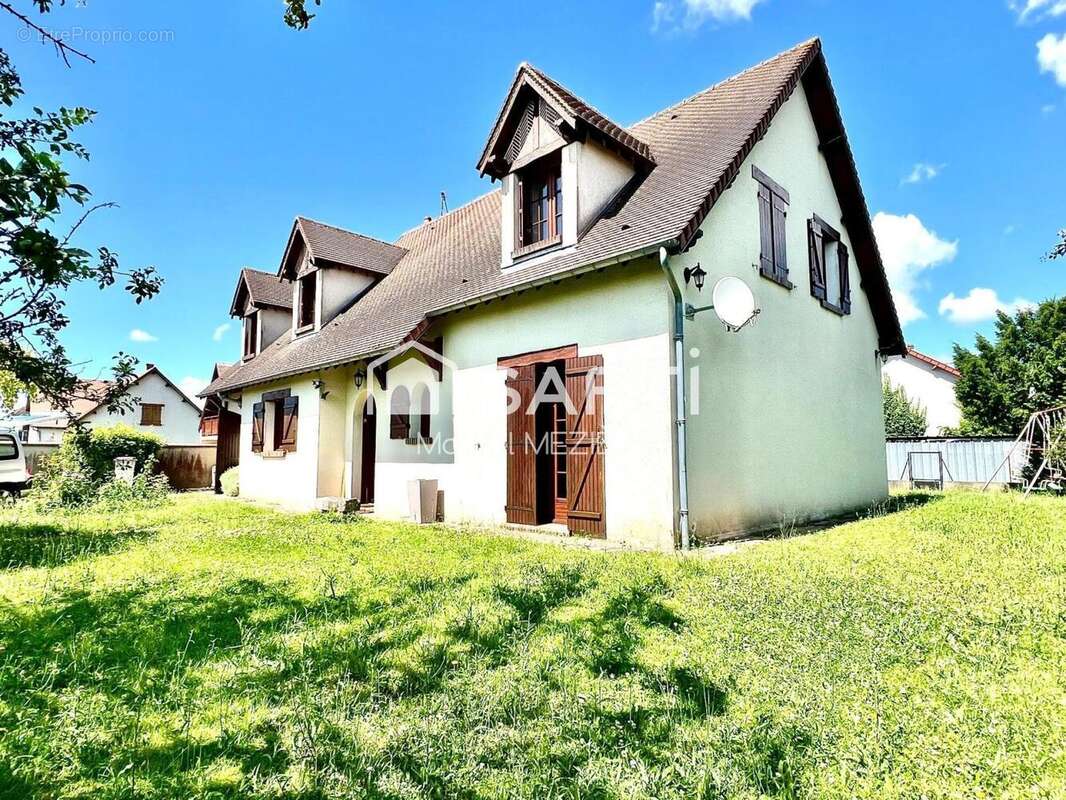 Photo 2 - Maison à SAINT-CLEMENT