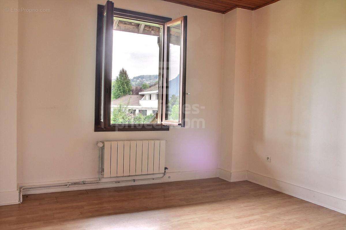 Maison à GRESY-SUR-AIX