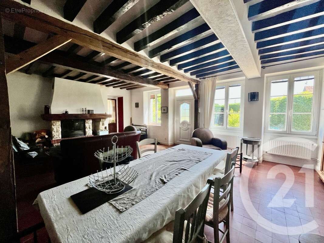 Maison 196 m² à Saint-Malo-En-Donziois  - photo 5