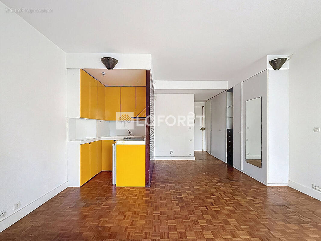 Appartement à BOURG-LA-REINE