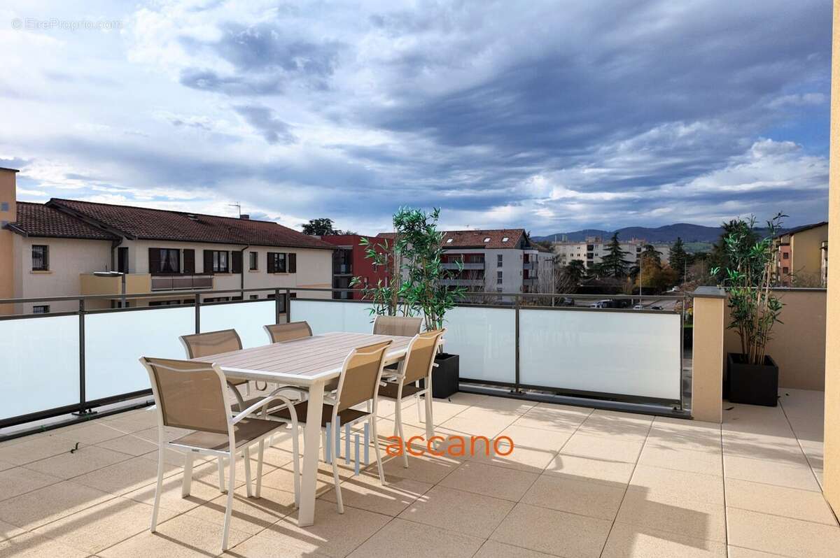 Appartement à CRAPONNE