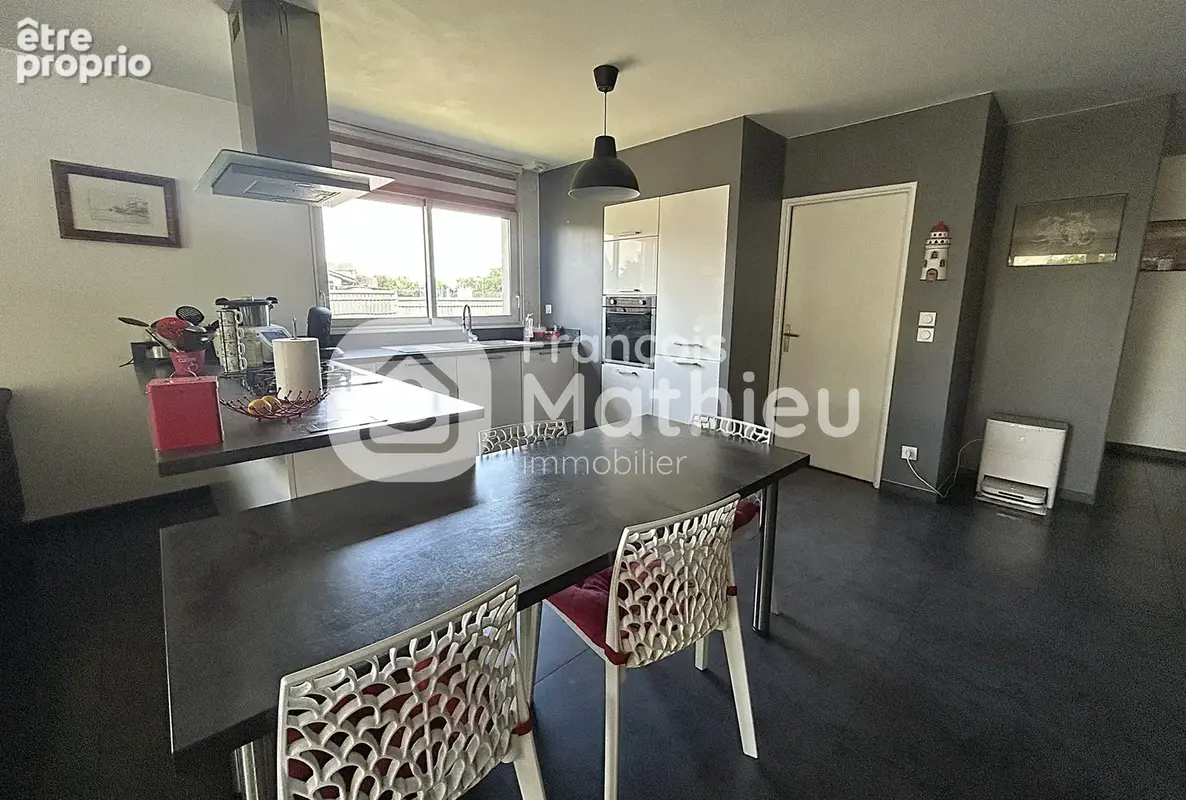 Relevant - Maison T5 avec piscine, garage, dépendance et terrain d'environ 1031m2. - photo 11