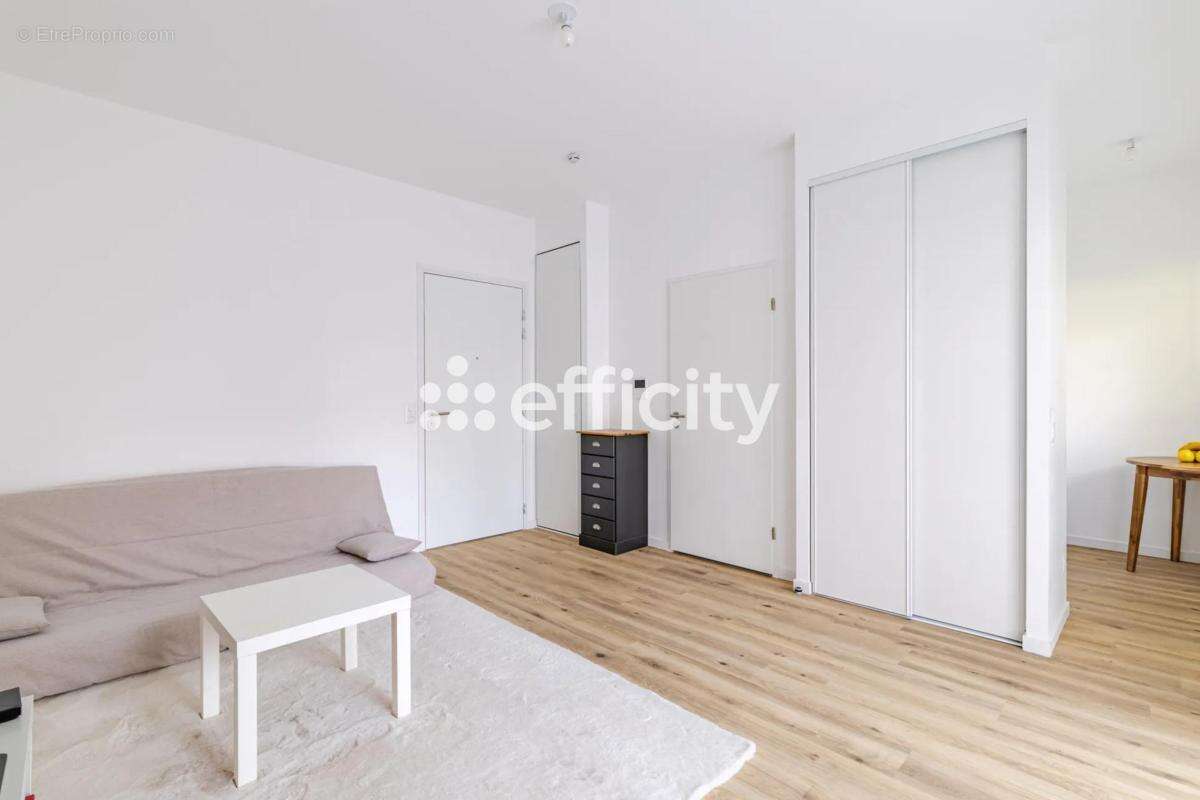 Appartement à THIAIS