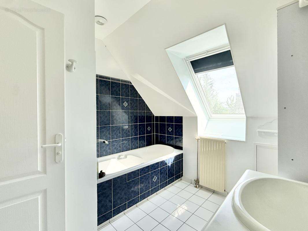Maison 150 m² à Courdimanche  - photo 25