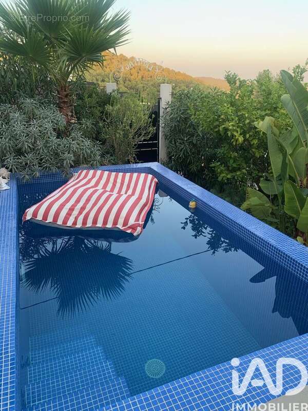 Photo 4 - Maison à BANDOL