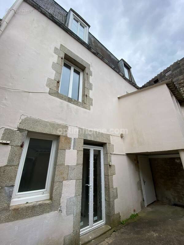 Appartement à QUIMPERLE