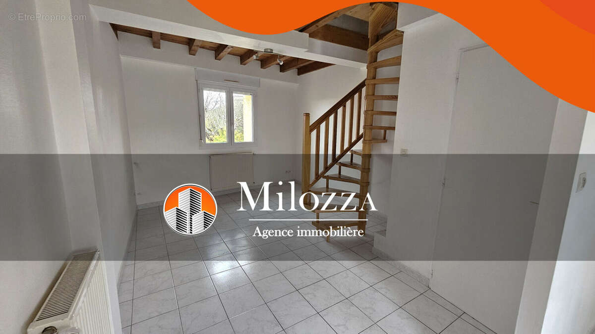 Appartement à L'ISLE-D'ABEAU