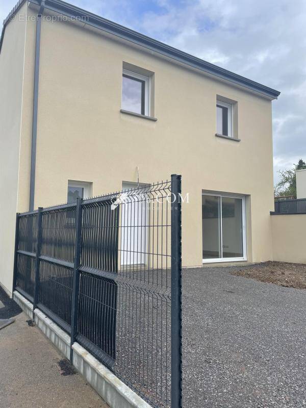 Maison à BLAINVILLE-SUR-L&#039;EAU