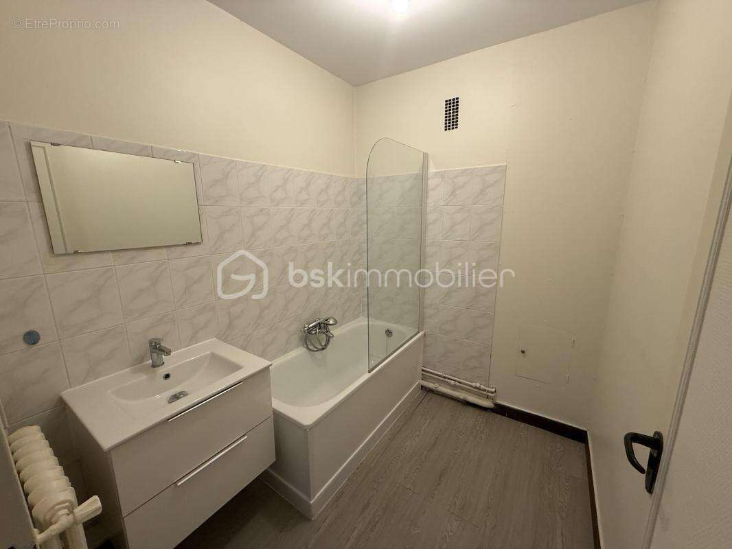 Appartement 2 pièces de 46m² environ avec balcon, ascenseur et parking privé pour la résidence - photo 8