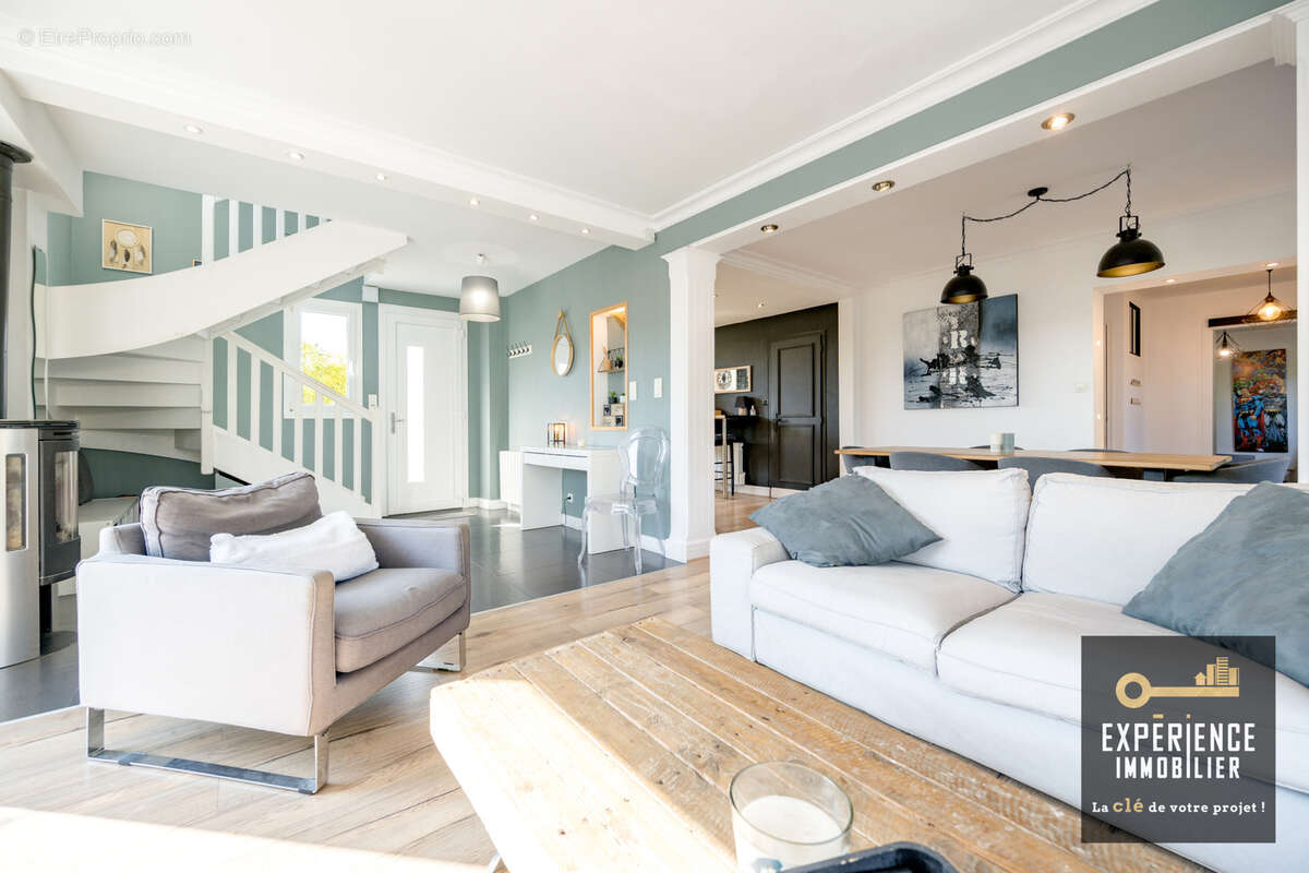 Jolie maison familiale dans le bourg - photo 3
